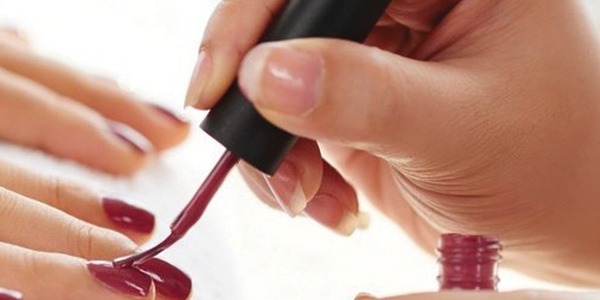 Préparez l'été : maquillages, ongles, cheveux...